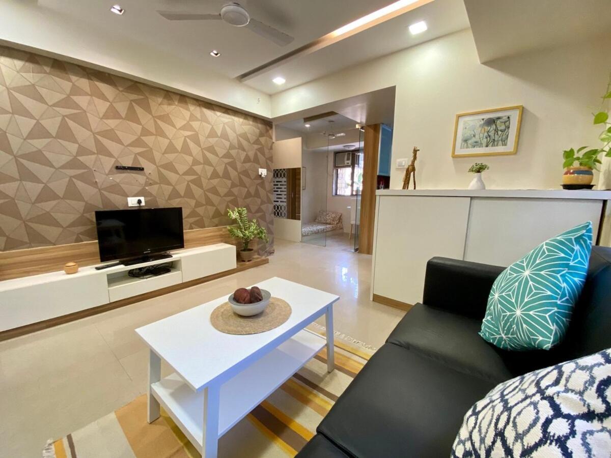 Chic Pad In Bandra West Bombaj