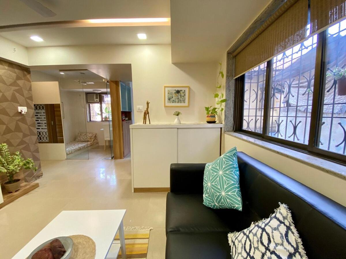 Chic Pad In Bandra West *