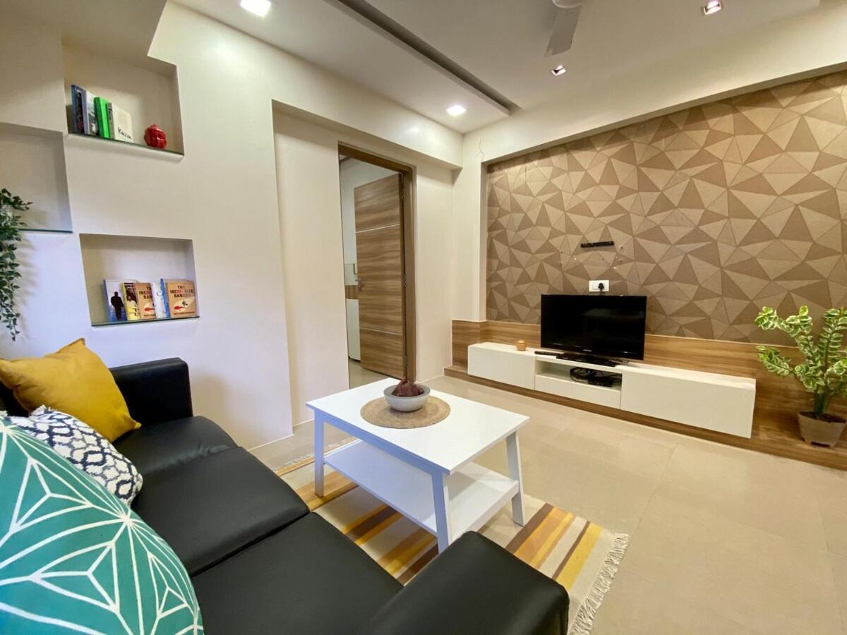 Chic Pad In Bandra West Apartament *